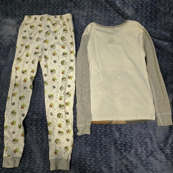 💜 3 for $15 | Kids Star Wars Grogu Pajama Set - Picture 2 of 8